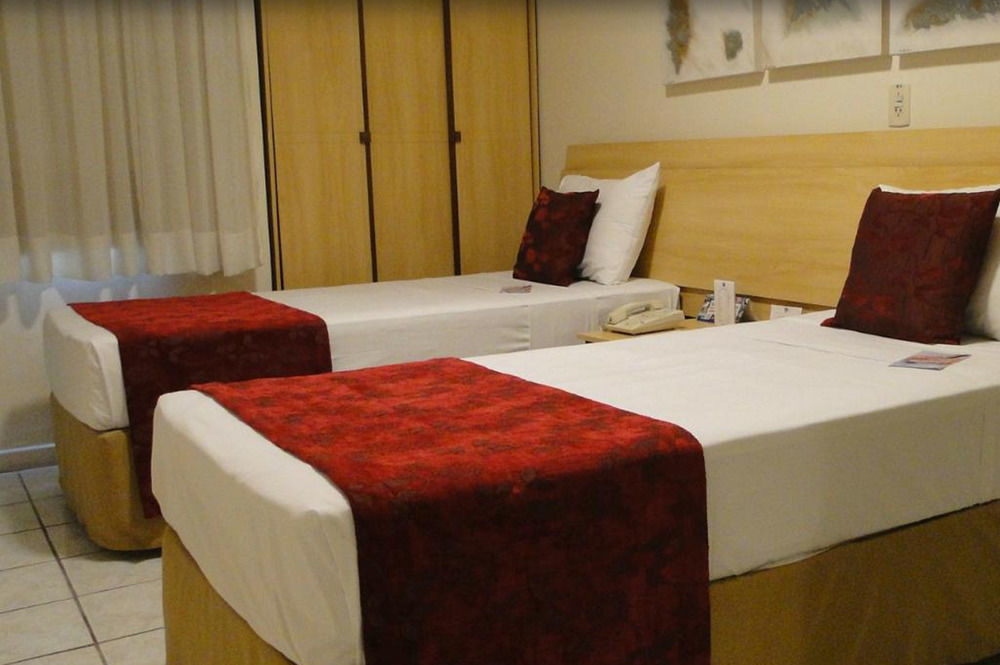Bourbon Vitoria Hotel Экстерьер фото