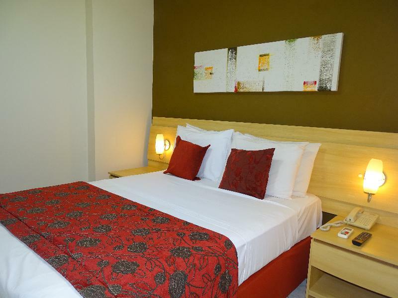 Bourbon Vitoria Hotel Экстерьер фото