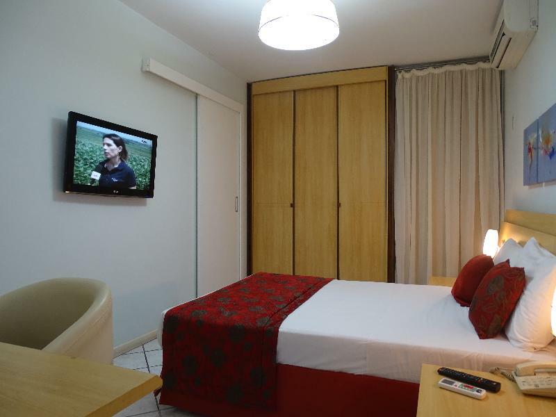 Bourbon Vitoria Hotel Экстерьер фото