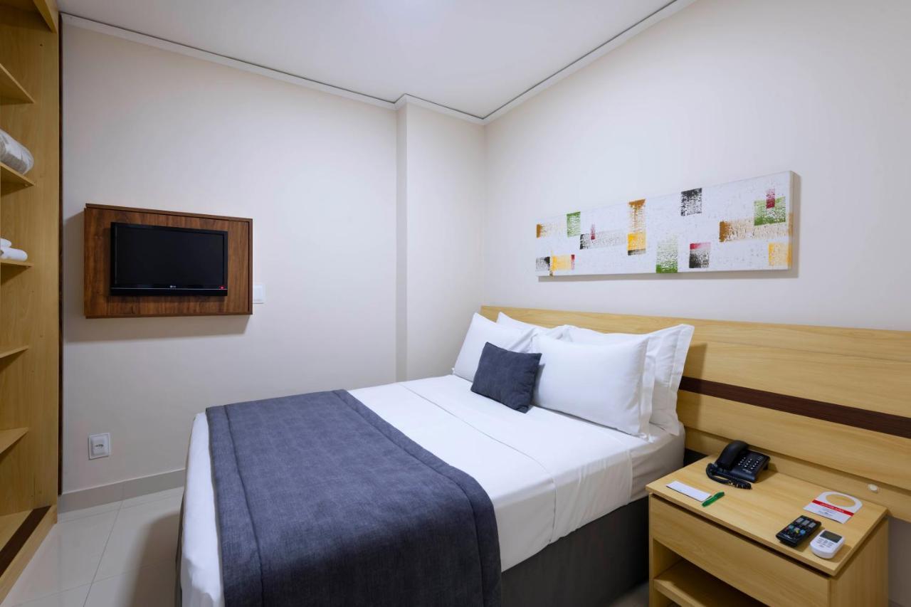 Bourbon Vitoria Hotel Экстерьер фото