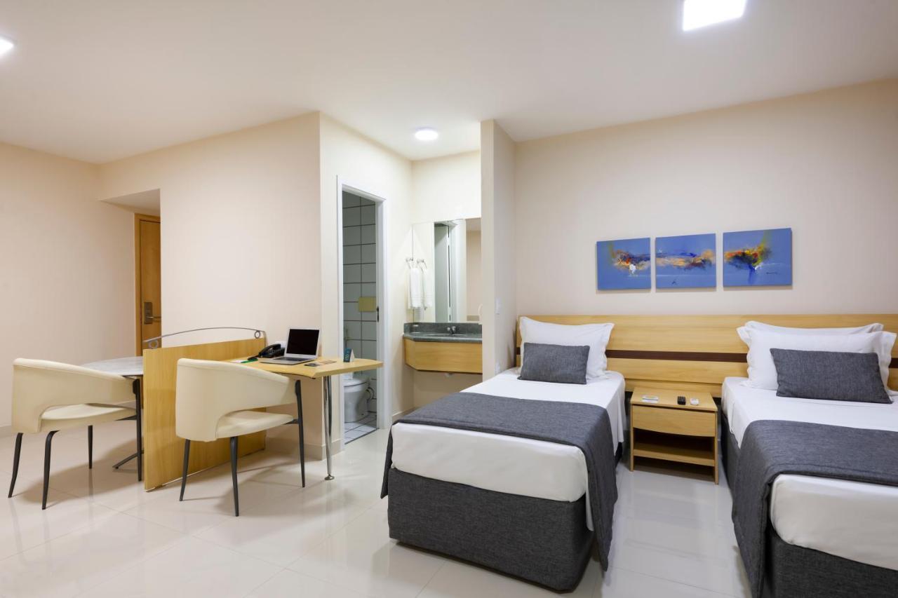 Bourbon Vitoria Hotel Экстерьер фото