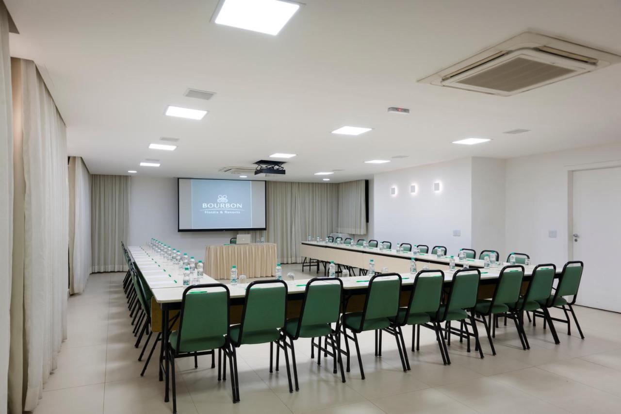Bourbon Vitoria Hotel Экстерьер фото