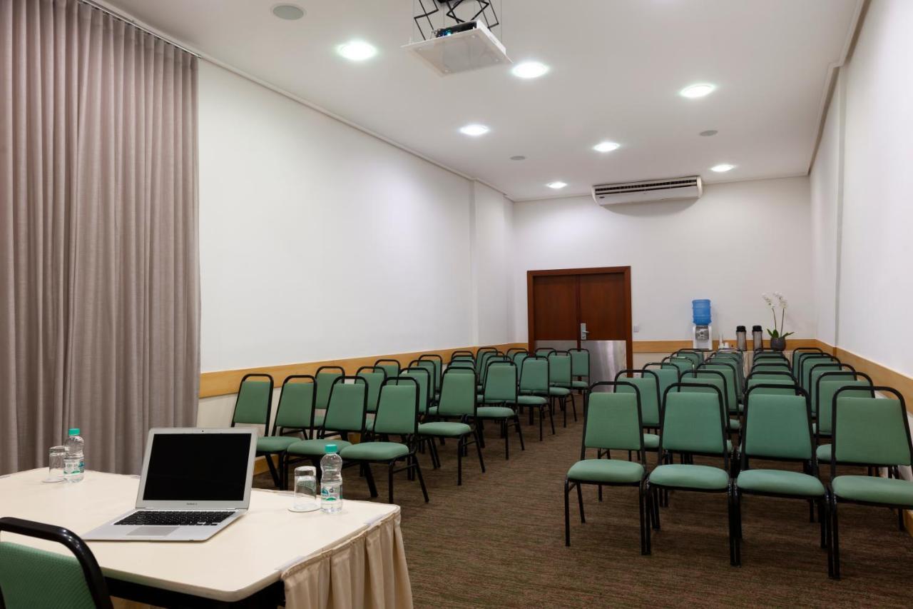 Bourbon Vitoria Hotel Экстерьер фото